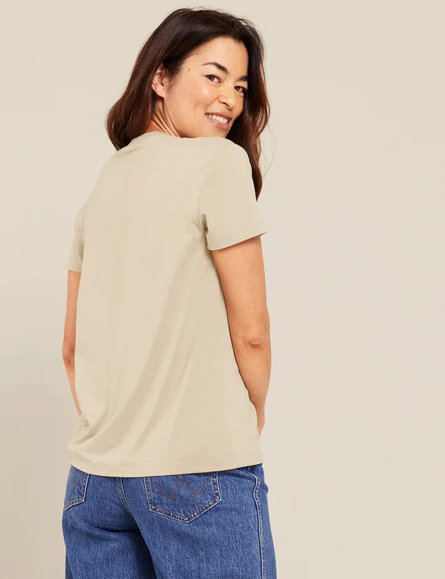 Ribbed Crew Tee in Stone