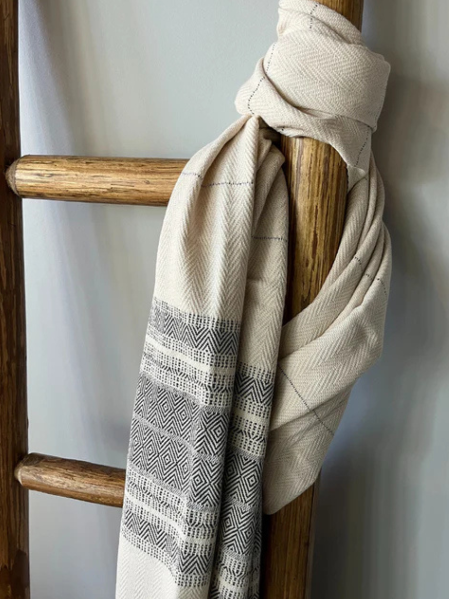 Handwoven Muskoka Cotton Wrap - Cottage Cream