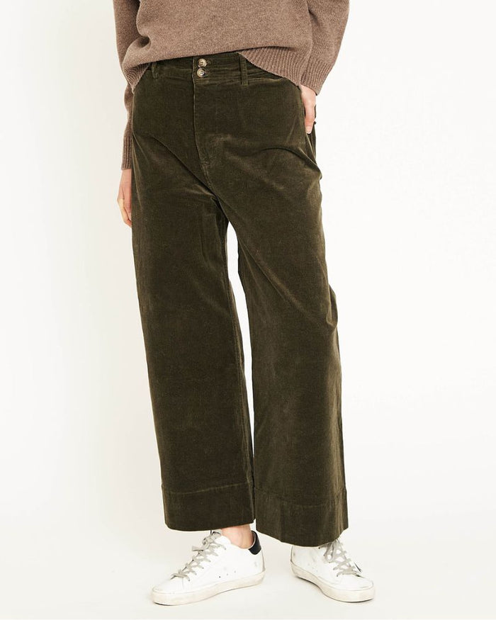 Berger Corduroy Pants in Army Green
