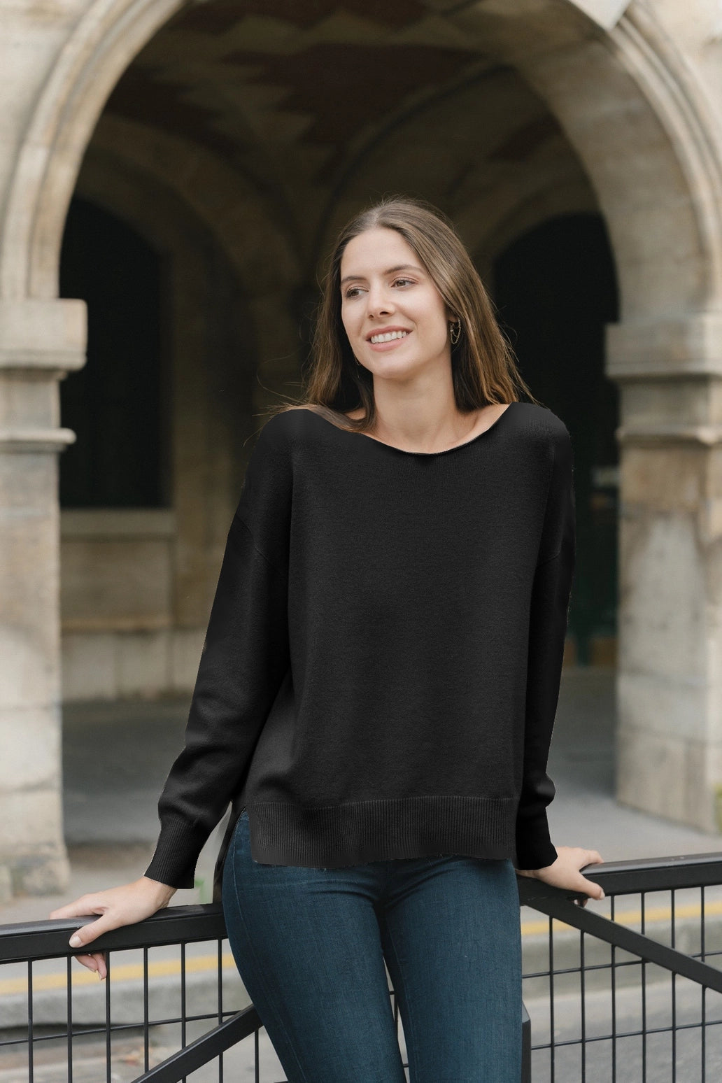 Angela Viscose Crew- Black