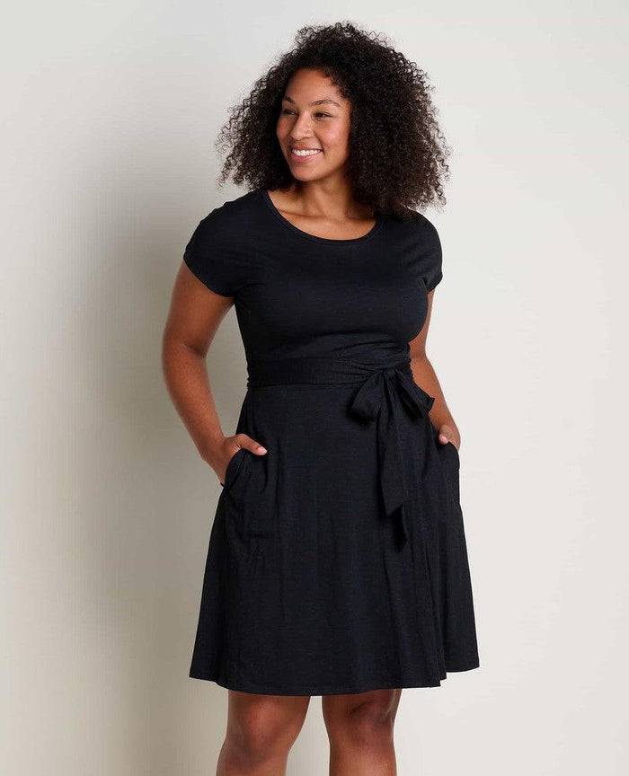 Cue Wrap Dress In Black