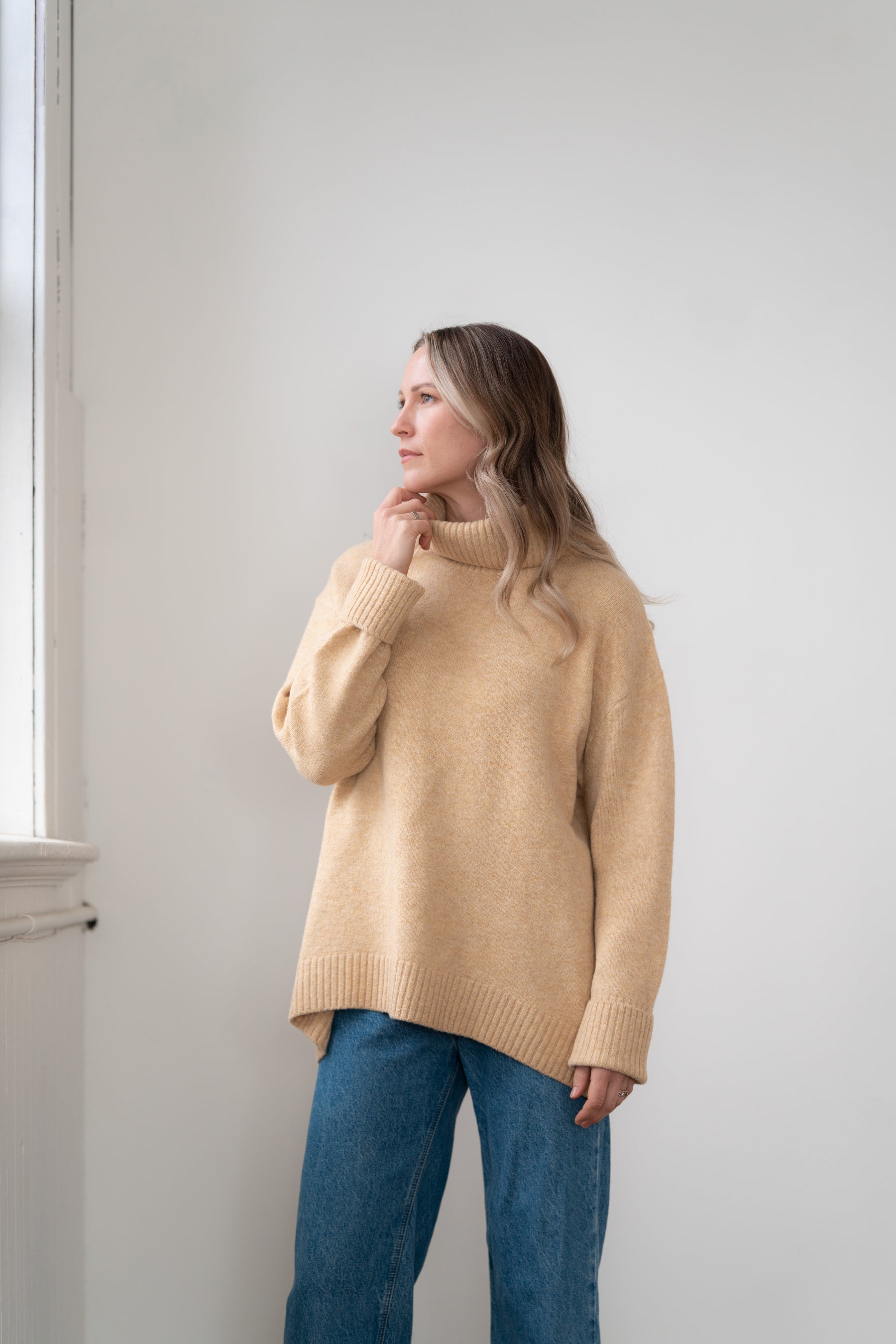 Dog Walker Sweater - Straw