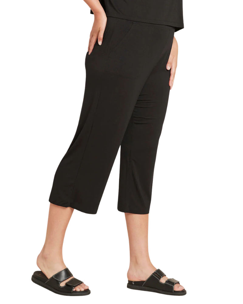 Downtime Crop Pant in Black