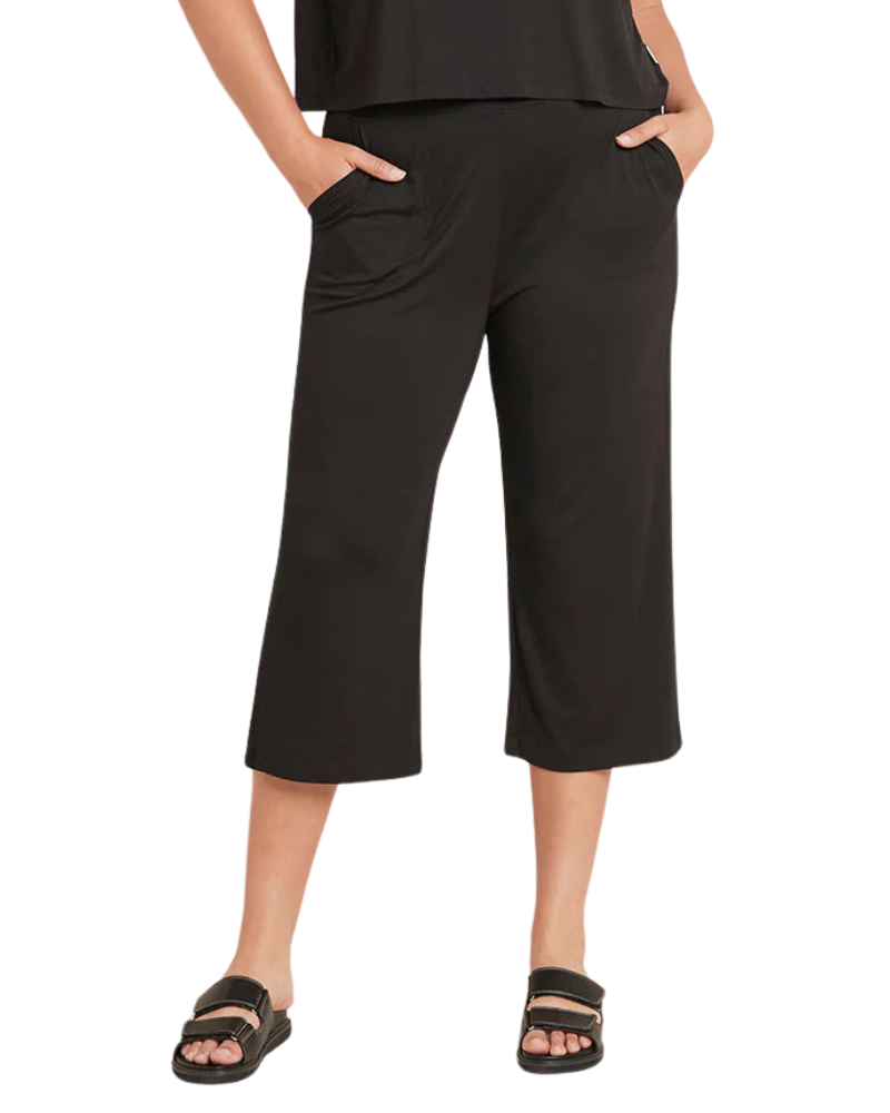 Downtime Crop Pant in Black