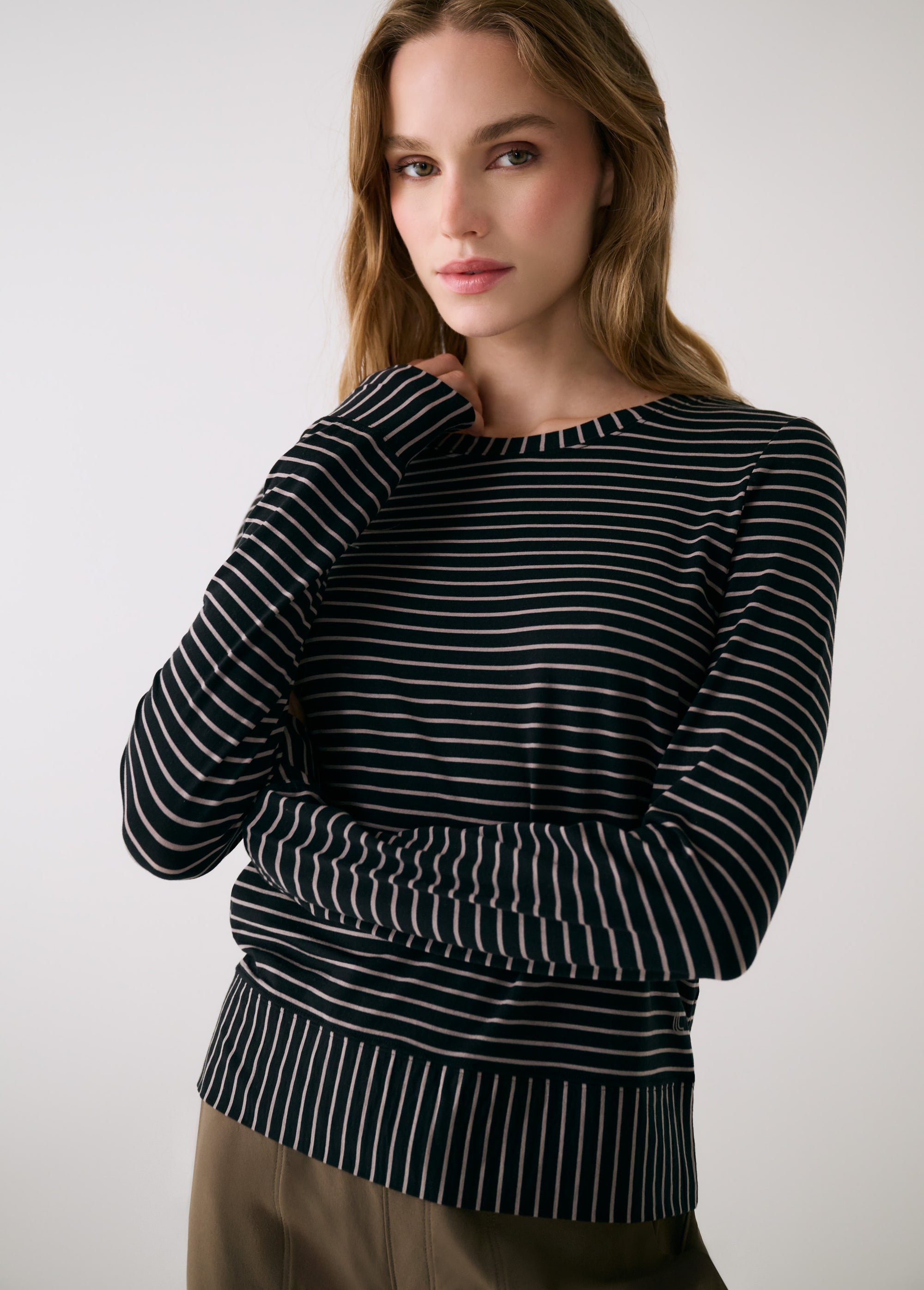 Dynamic LS - Black Stripe