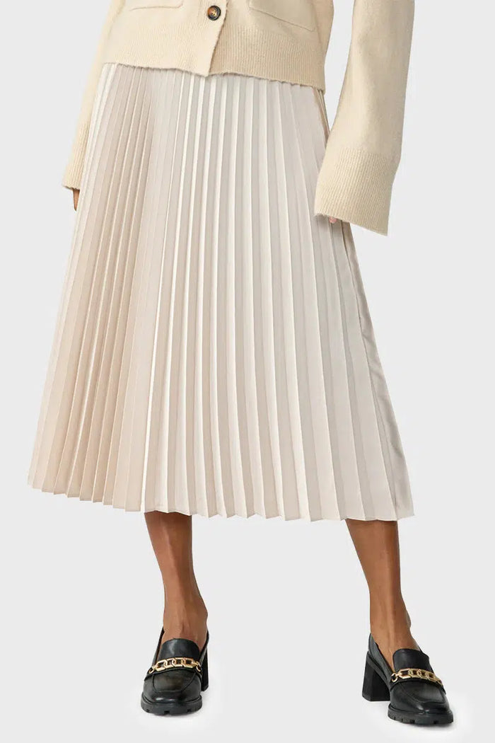 Everyday Pleated Skirt in Marshmellow