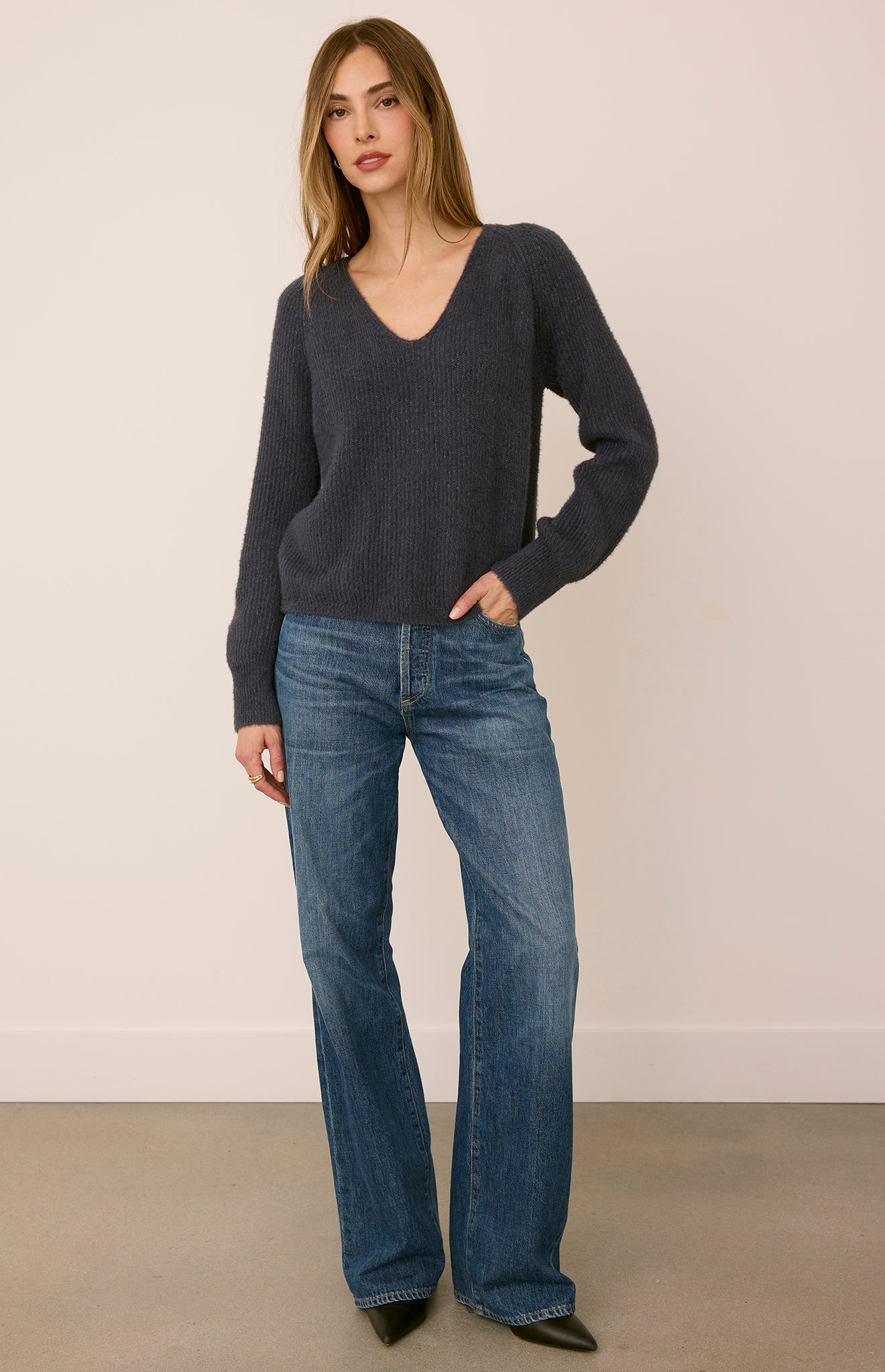 Filomena V-Neck Sweater - Smoke