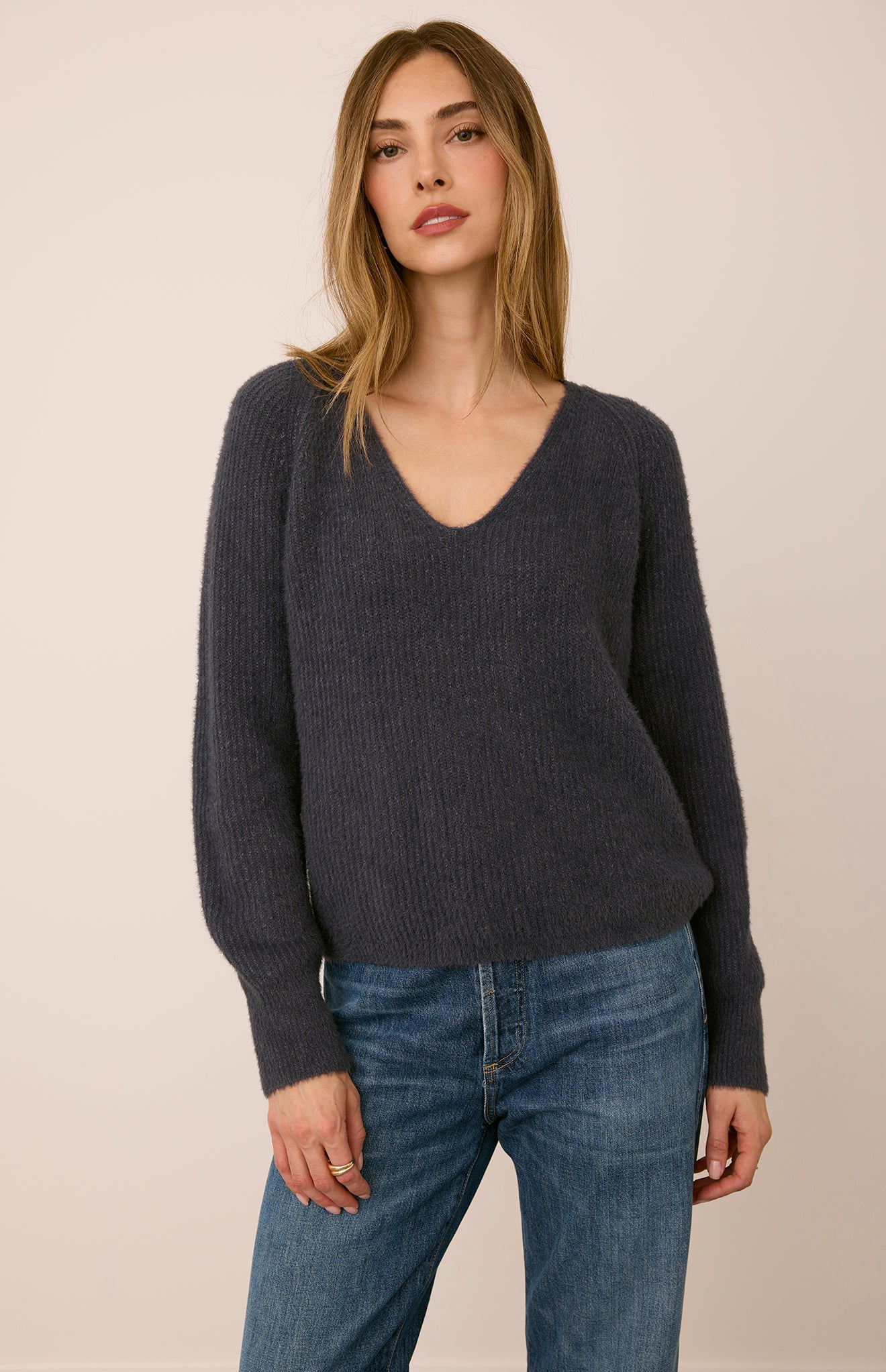 Filomena V-Neck Sweater - Smoke
