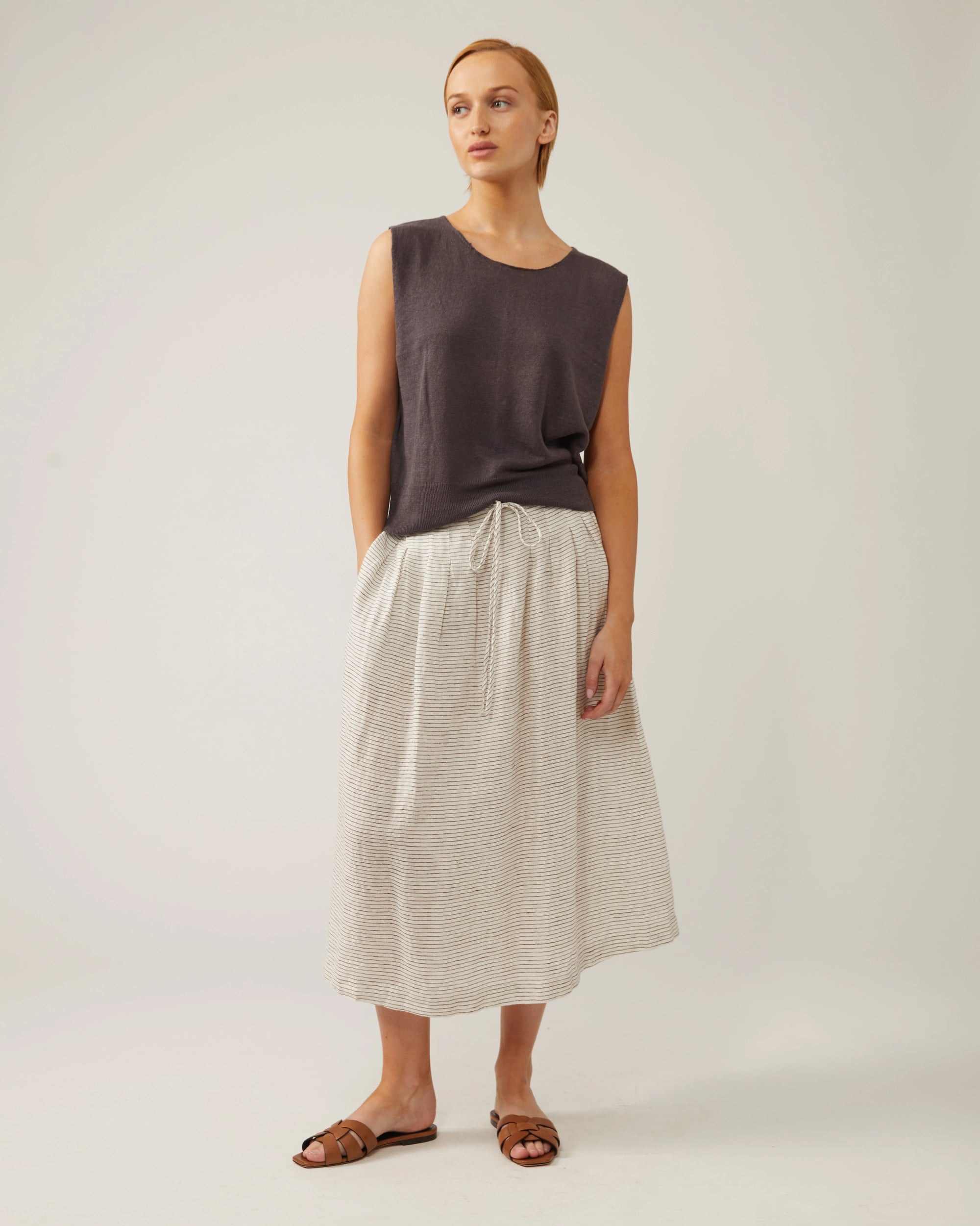 Jenny Linen Tank - Liquorice