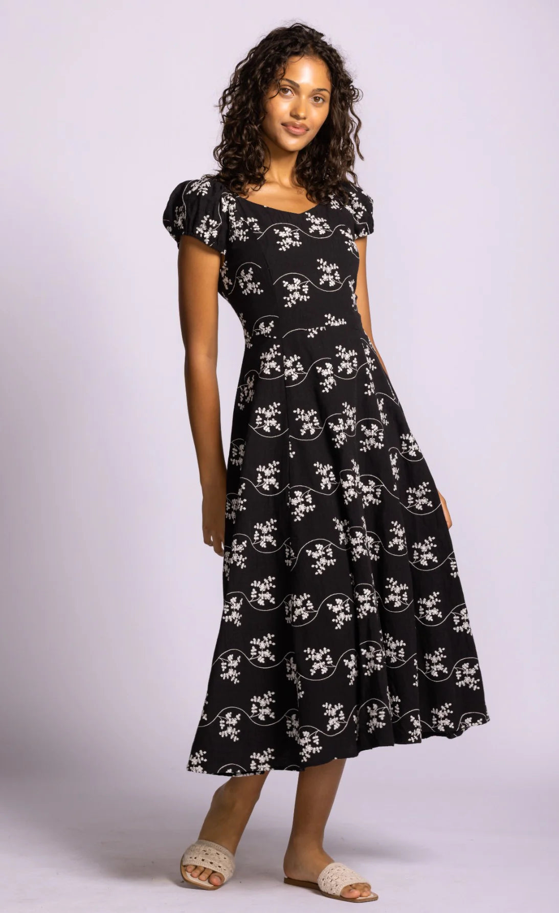 Juno Floral Print Midi Dress- Black