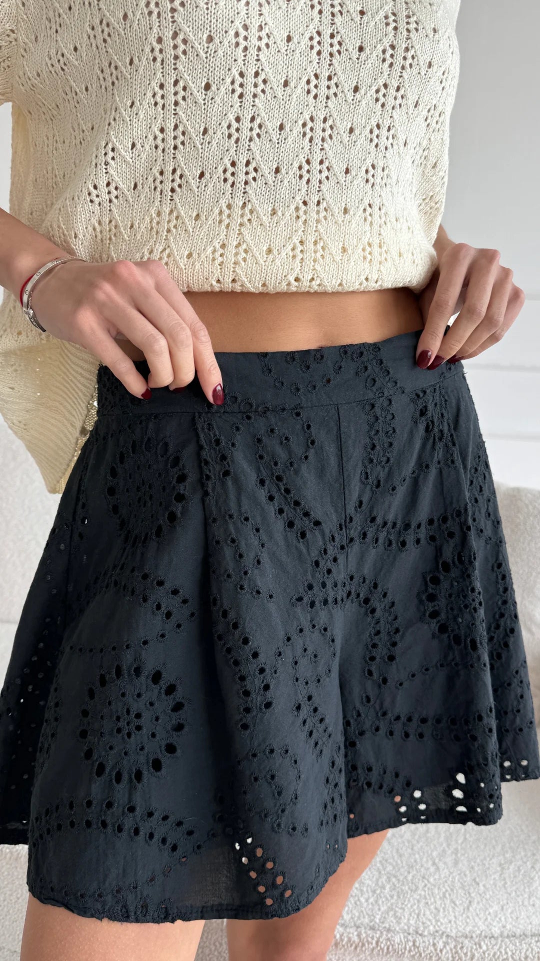 Laina Broderie Short - Black
