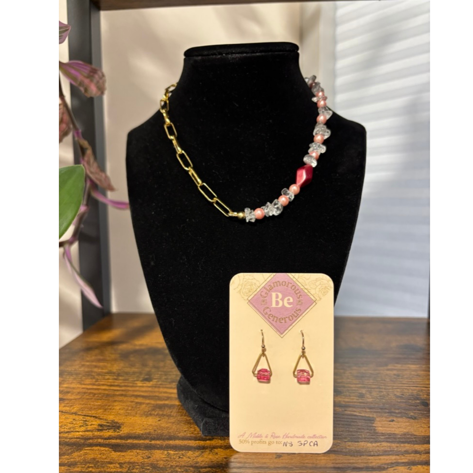 Mabel & Rose Necklace & Earring set in Pink