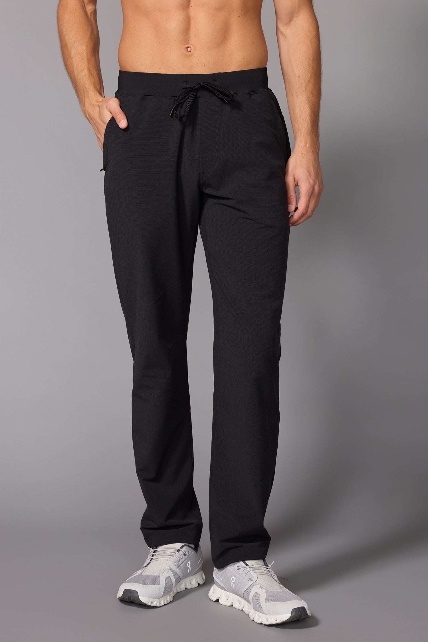 Rove Stretch Woven Pant - True Black