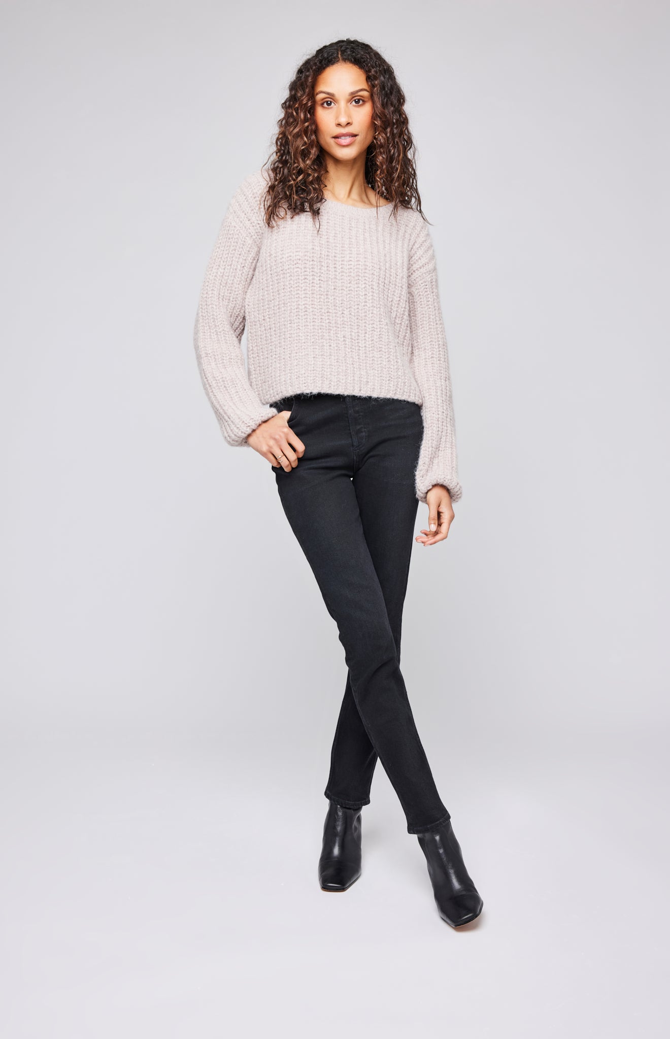 Nadia Sweater in Heather Pearl