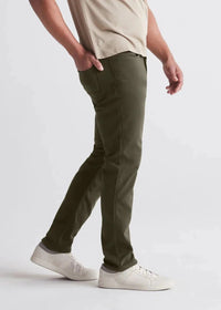 No Sweat Relaxed Taper Pant in Army Green