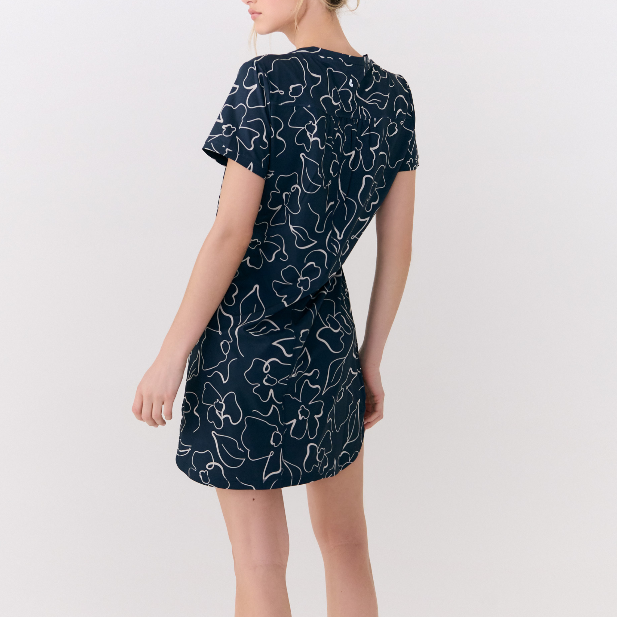 Olivie Dress - Flora Navy 🇨🇦