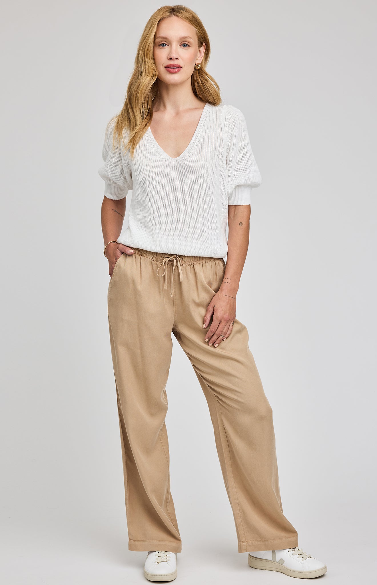 Phoebe Pullover Sweater- White