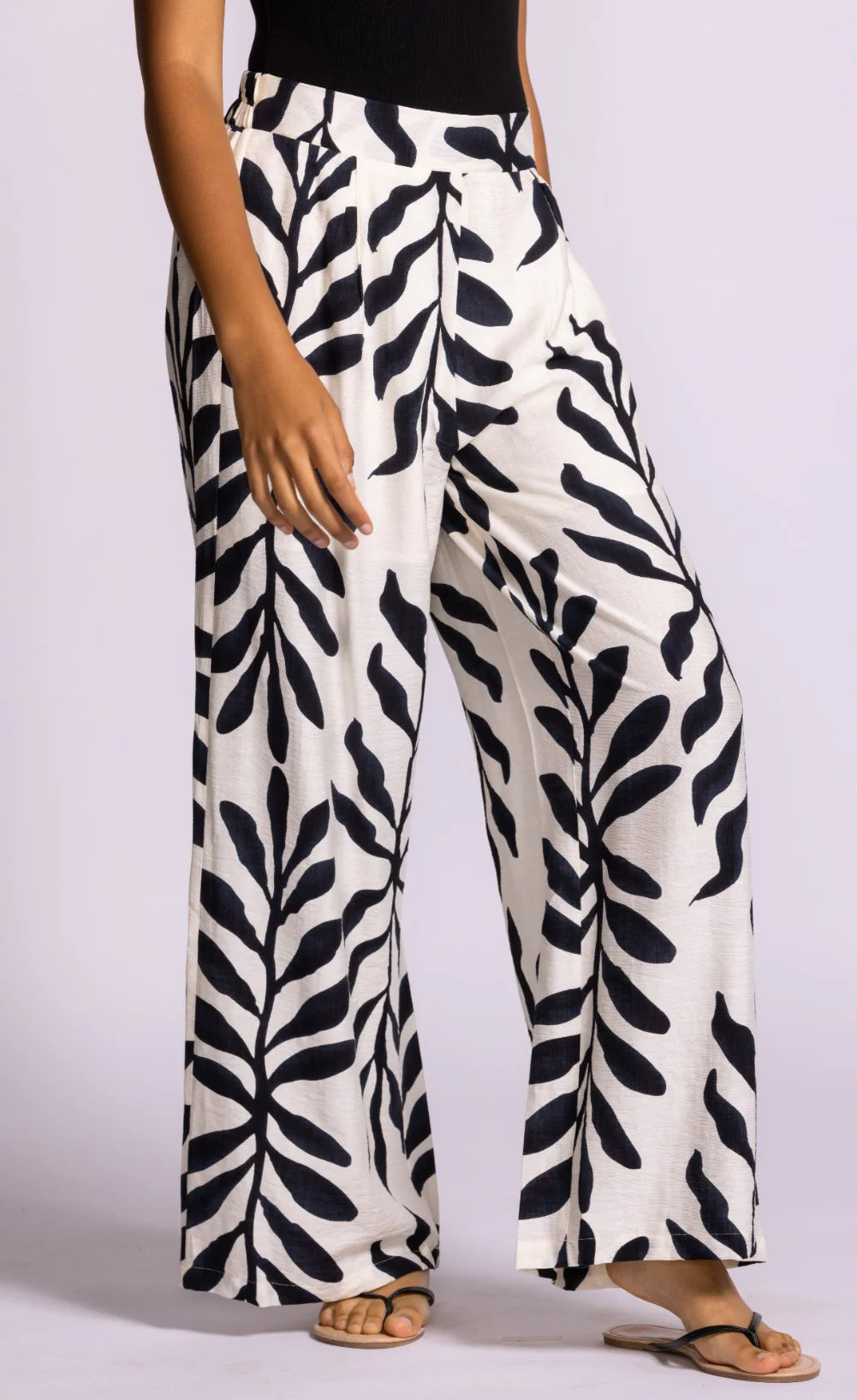 Riverside Viscose Pants- Navy