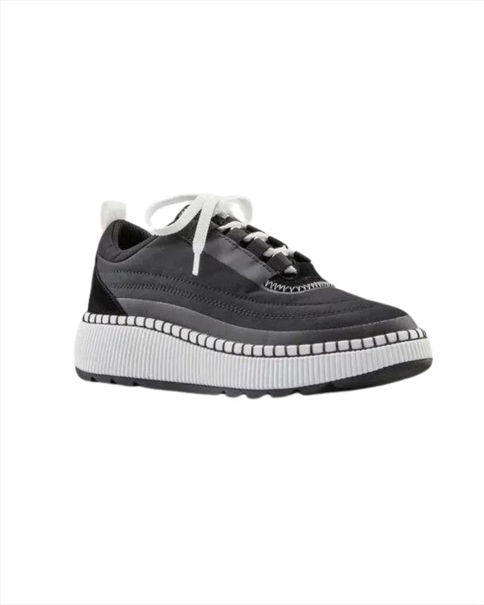 Sayah Sneaker in Black