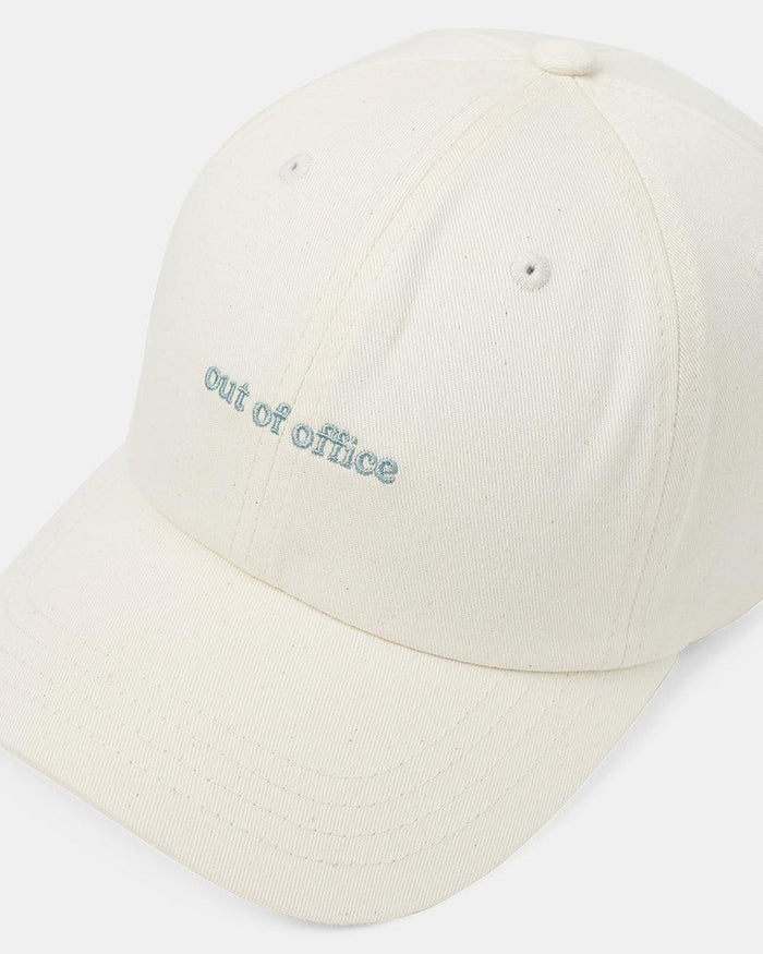 Slogan Peak Hat Undyed/OutOf Office