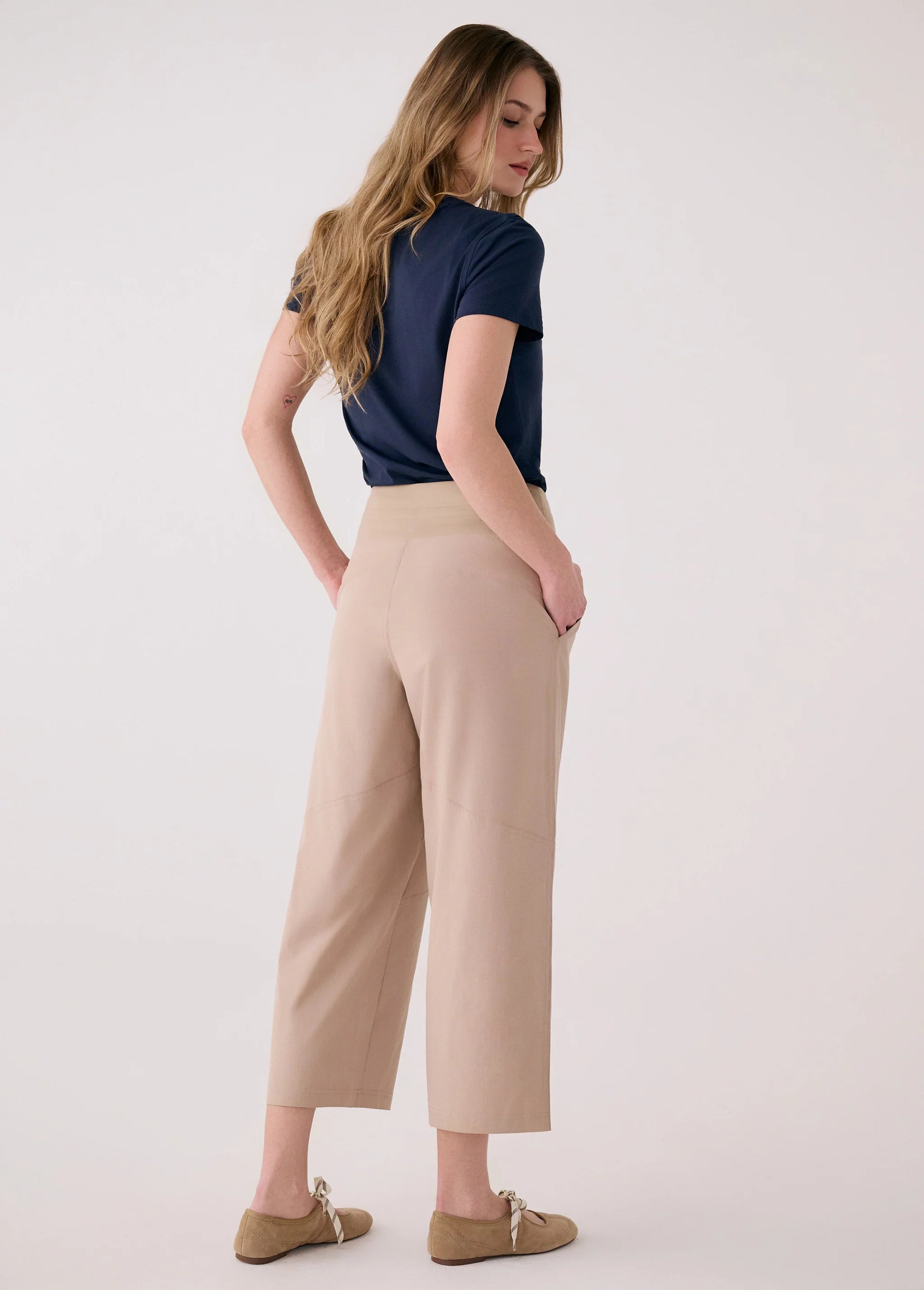 Sofia Crop Pant - Sandstone