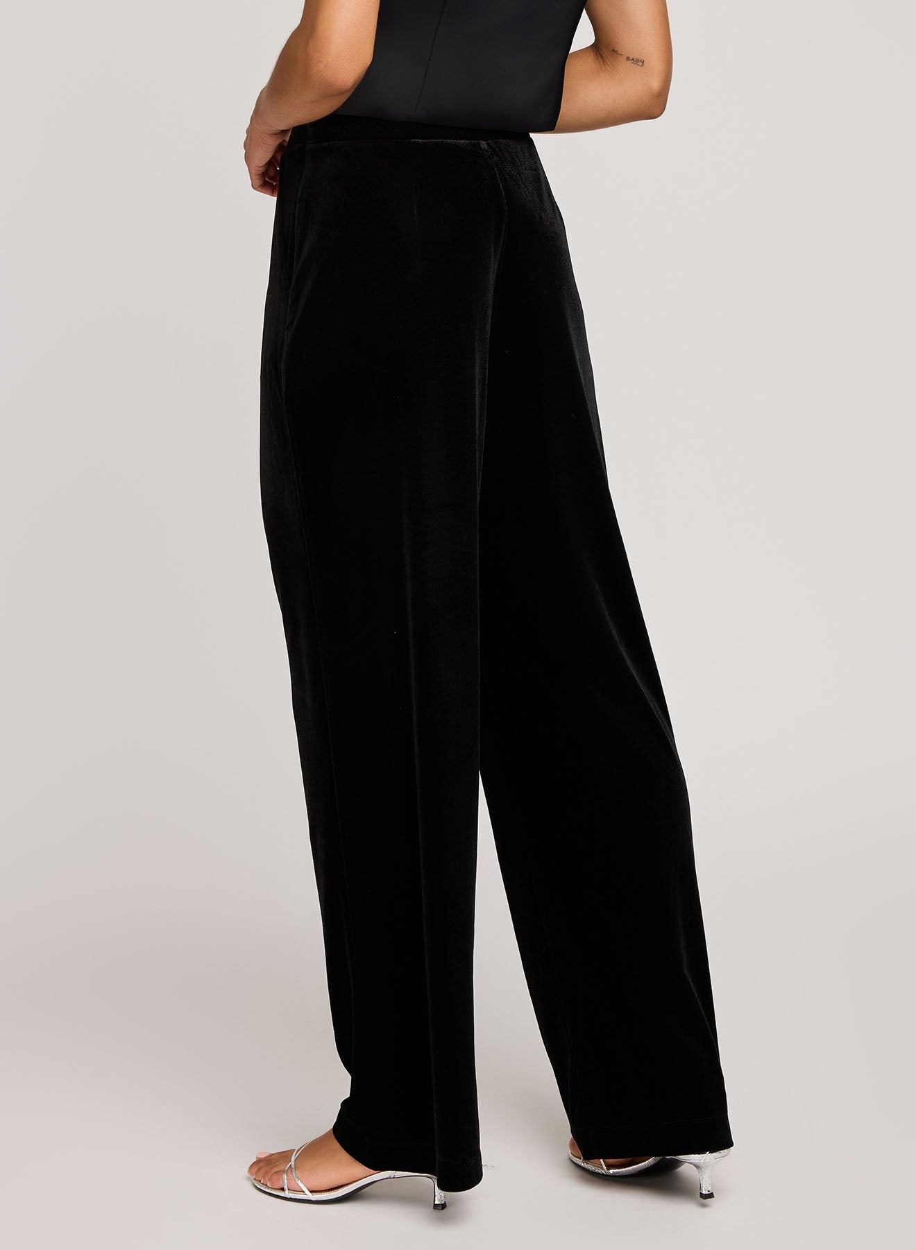 Sylvia Velvet Pant - Black