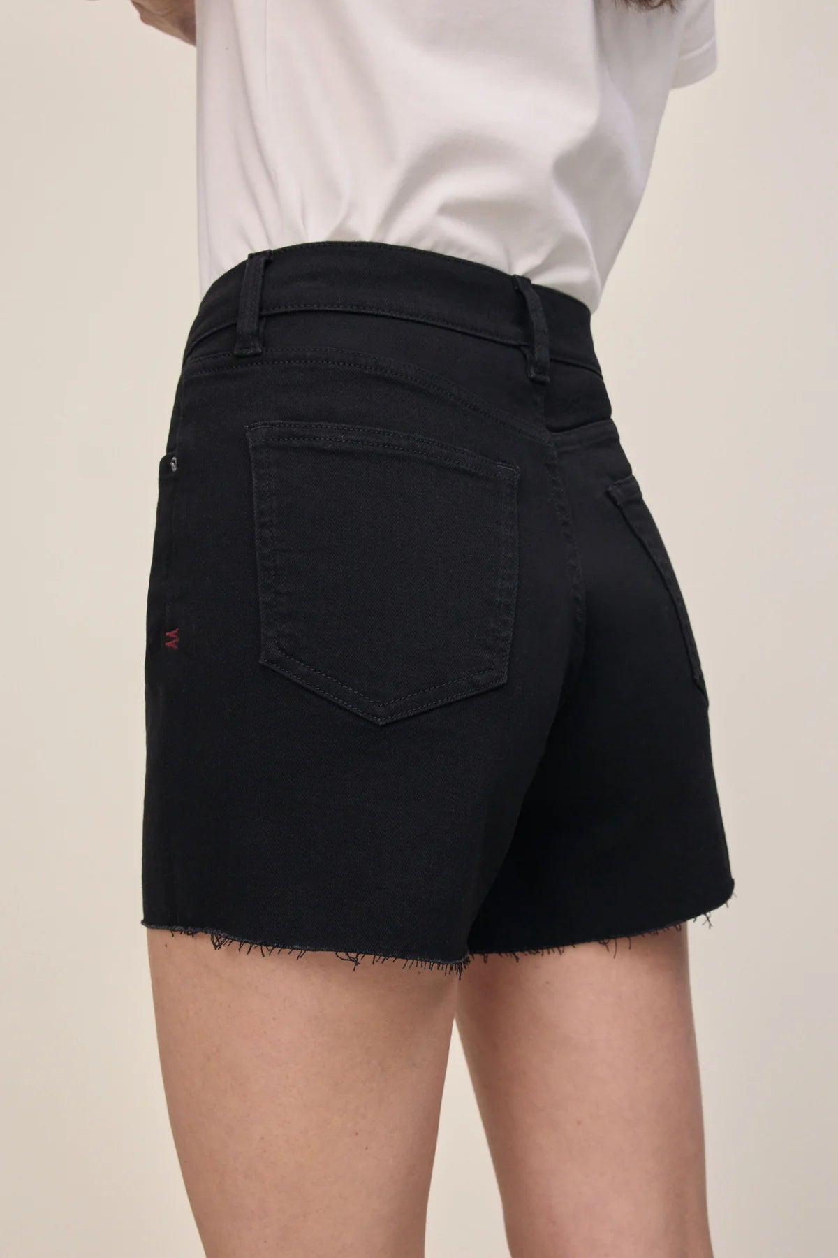 Warp & Weft VVI Relaxed Short - Jet Black