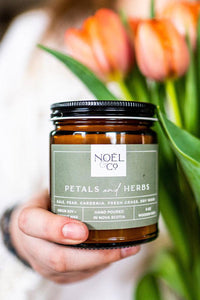 Petal and Herbs Scented Candle